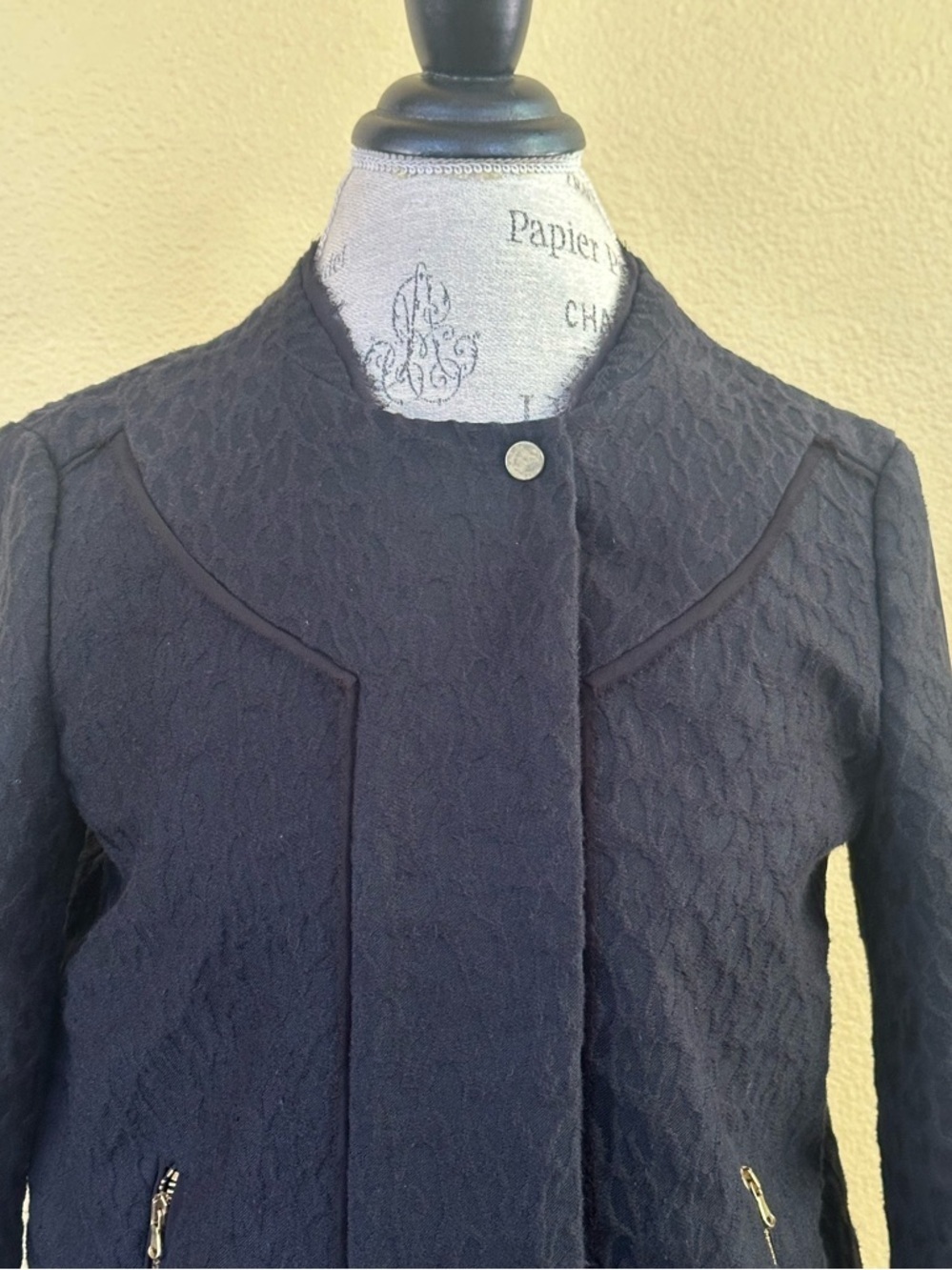 Zara Trafaluc (TRF) Black Textured Bomber Jacket Size XS Great Condition! - Picture 3 of 9